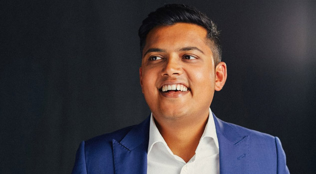 <span class="en">Jiten Vaghela</span>